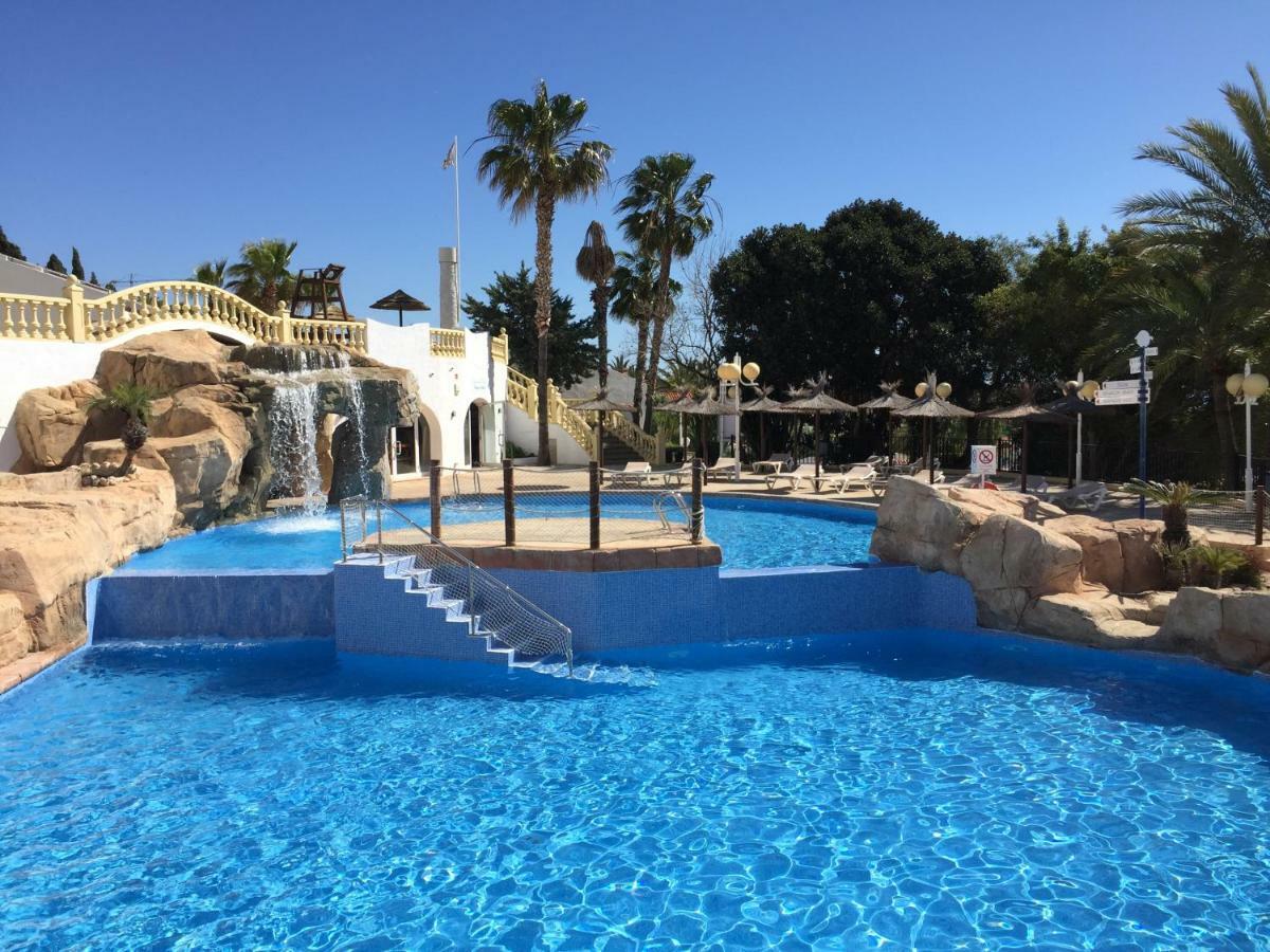 Bungalow Imperial Calp Extérieur photo
